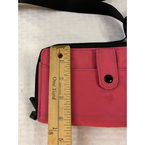 IHKWIP crossbody pink wallet zippers nylon 8x5" Black strap - Picture 7 of 8
